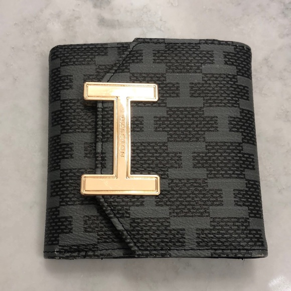 Halston compact wallet in beautiful box - Picture 3 of 8